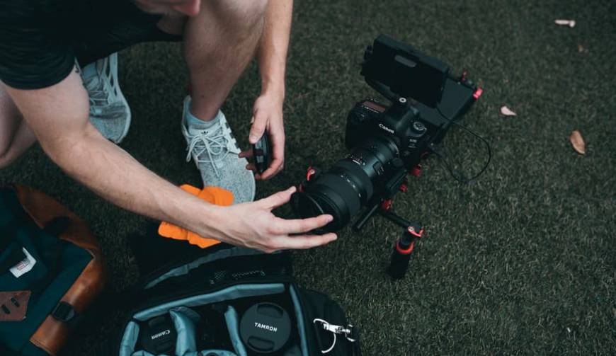 色彩心理学×动态美学，平顶山产品视频拍摄公司唤醒感官冲击力